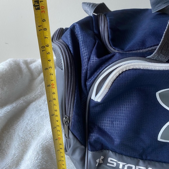 Underarmour Duffle Bag - Picture 4 of 8